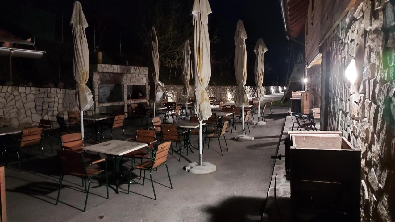 منزل الضيف فيلينيه  في House Jaro & Camp Jaro المظهر الخارجي الصورة