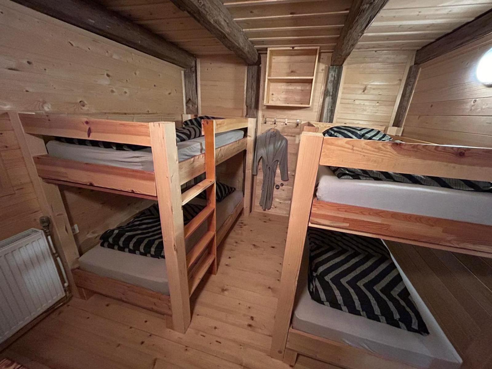 منزل الضيف فيلينيه  في House Jaro & Camp Jaro المظهر الخارجي الصورة