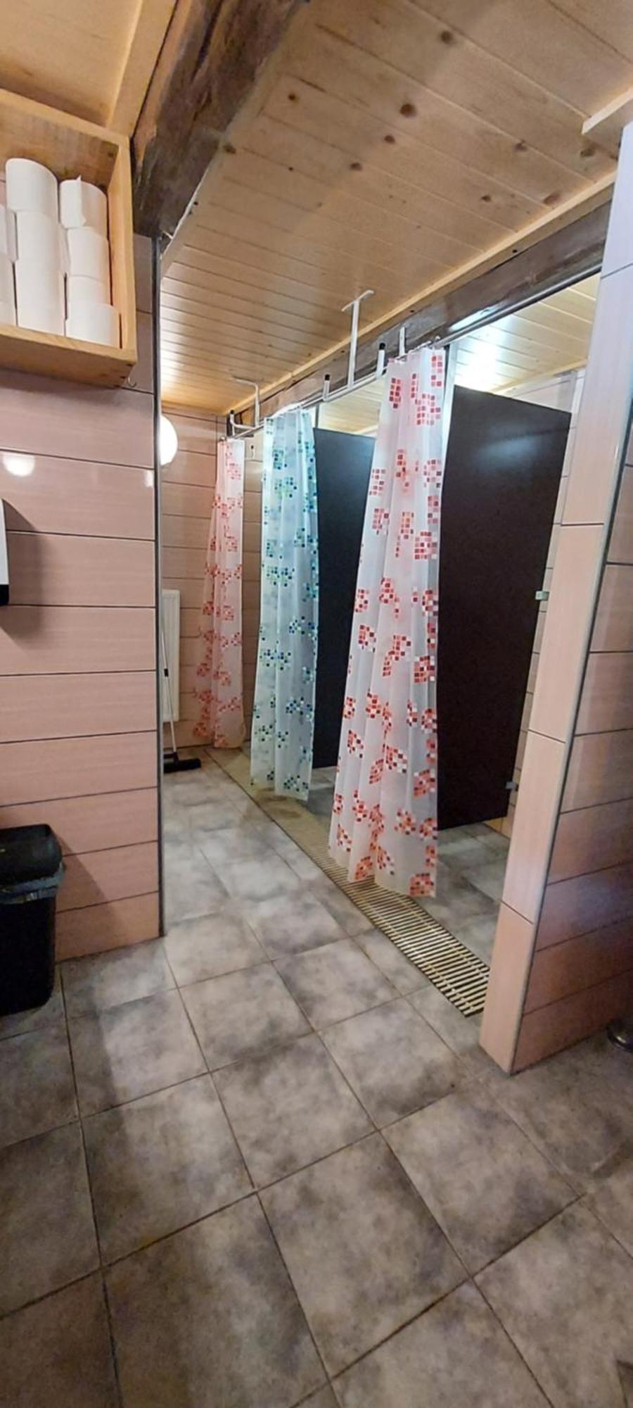 منزل الضيف فيلينيه  في House Jaro & Camp Jaro المظهر الخارجي الصورة